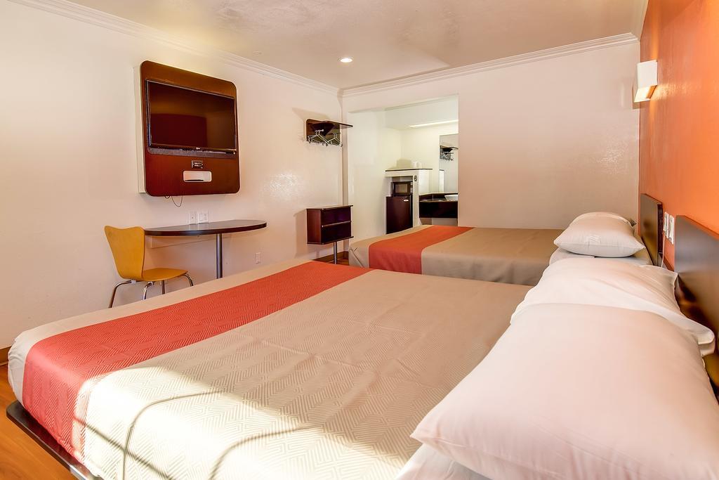 Motel 6 Garden Grove Exterior foto